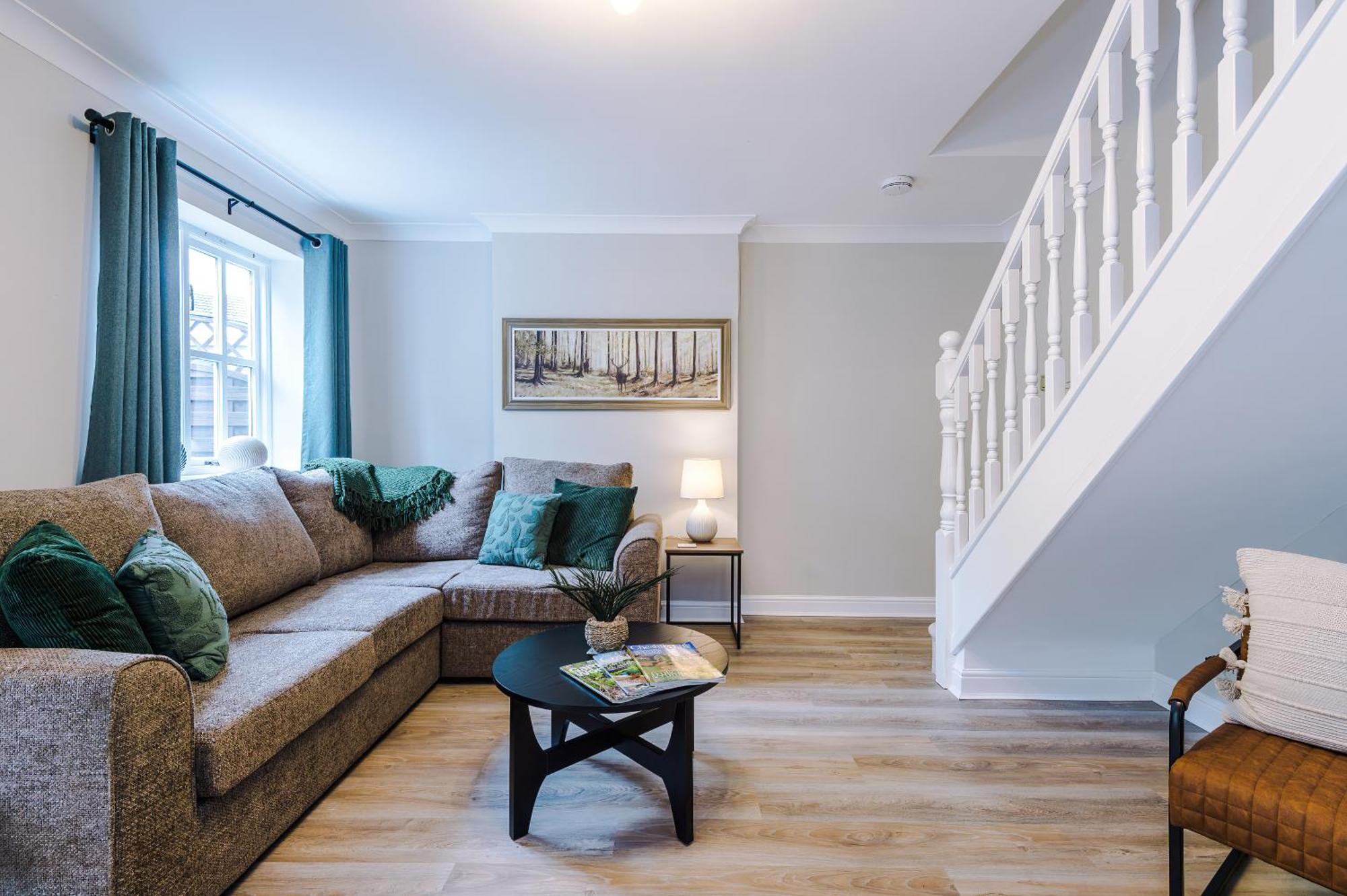 New! Stunning 3-Bed Home In Chester By 53 Degrees Property, Ideal For Groups, Free Parking! Exterior photo
